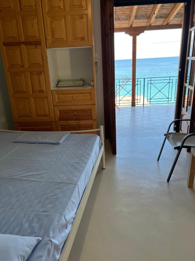 Villas Nies Seaside Appartments Sourpi Ngoại thất bức ảnh